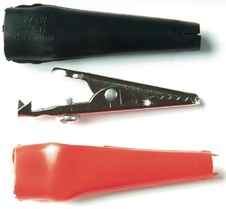 NAPA Alligator Clips 1-11/16 in Long Insulated 2 Piece NW 784611